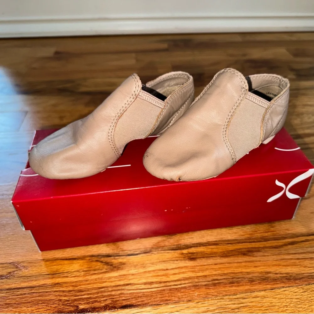 Capezio Kids Pink Tan Jazz Shoes